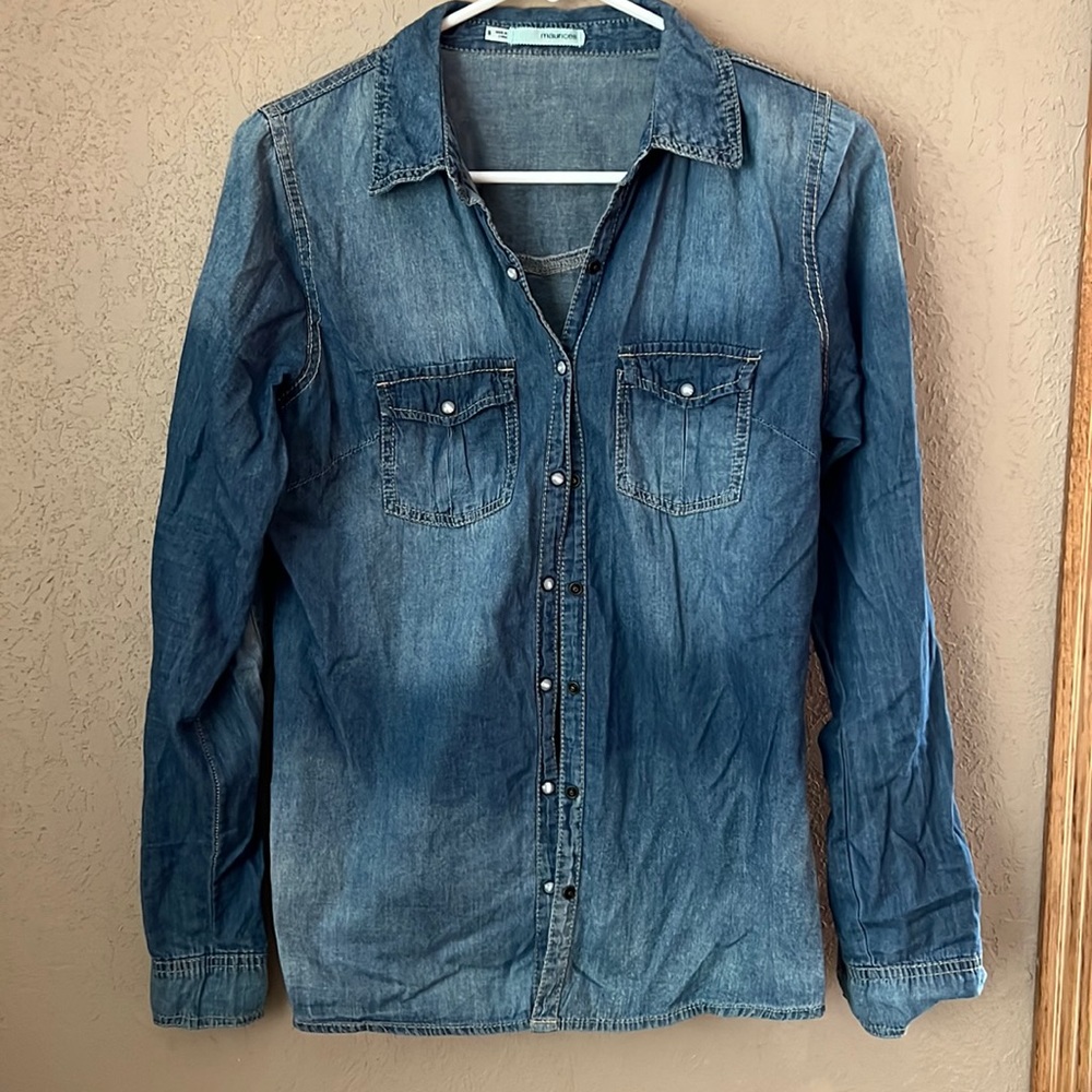 Denim Distressed Button Up EUC